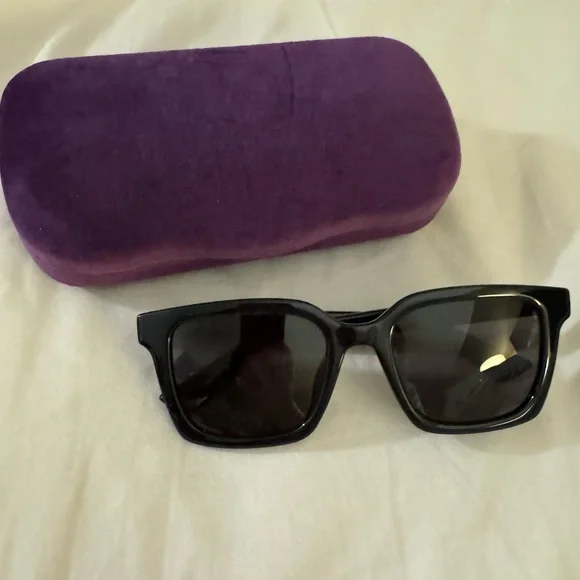 authentic stylish square Gucci Black/Bluish Sunglasses - Picture 4 of 15